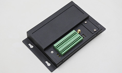 如何對機箱進行模塊化、小型化設(shè)計?